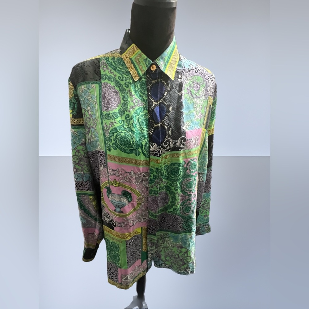 Women’s Versace 100% Silk Button Down shirt Size Euro 46